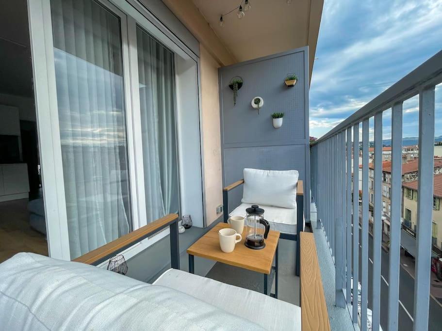 Le Lagon Bleu - Appt Wifi Parking Balcon Le Puy-en-Velay Exteriér fotografie