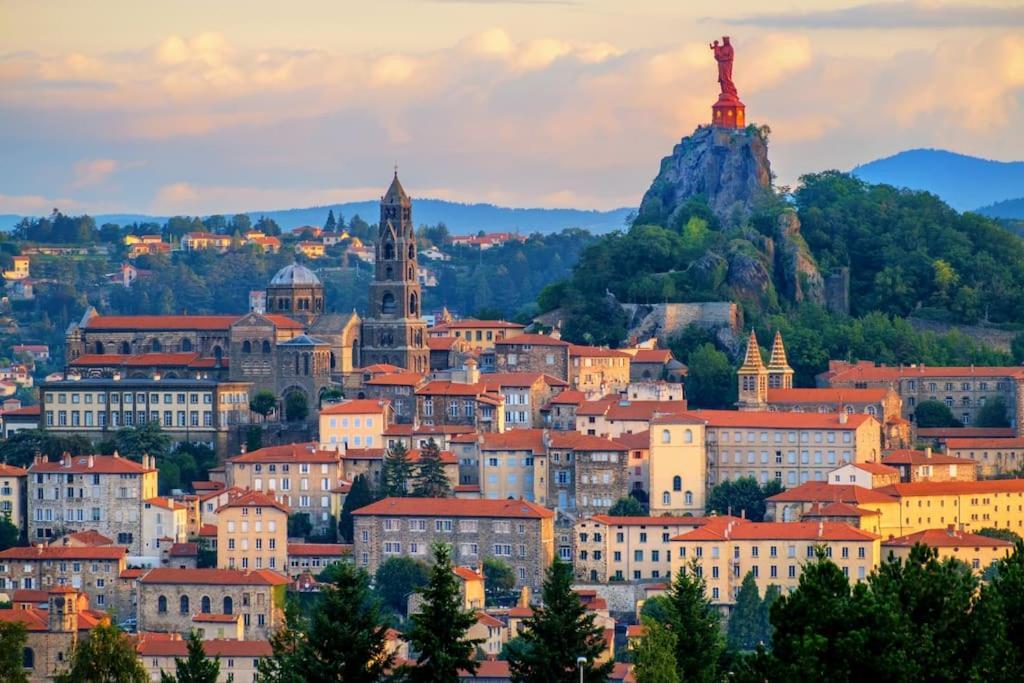 Le Lagon Bleu - Appt Wifi Parking Balcon Le Puy-en-Velay Exteriér fotografie